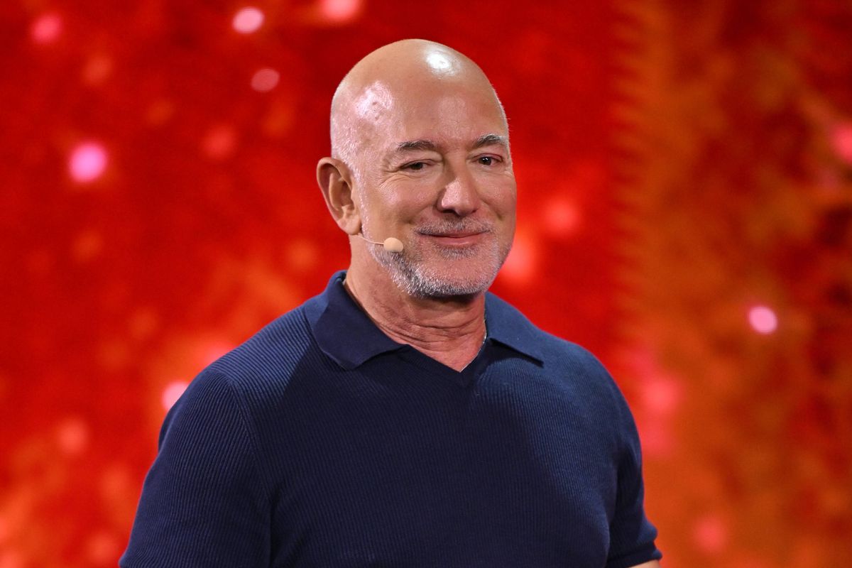 Jeff Bezos and Global Consortium Invest £1.4bn in Liverpool FC for Future Growth