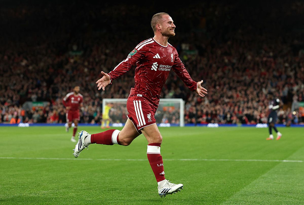 Alexis Mac Allister celebrates scoring for Liverpool