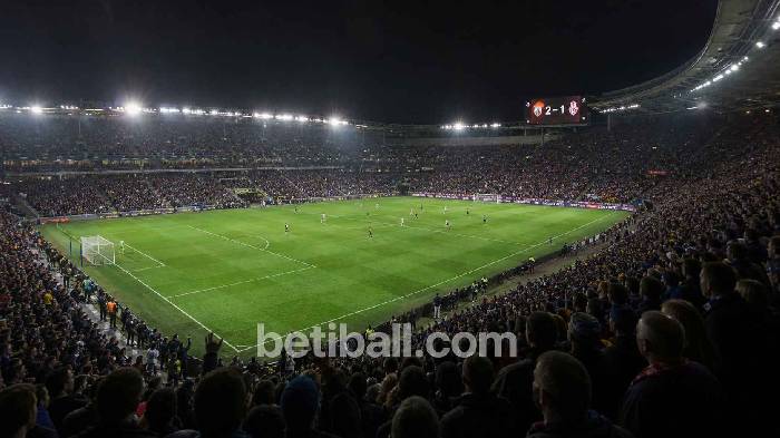 Correct Score Betting in Football: What the Math Says