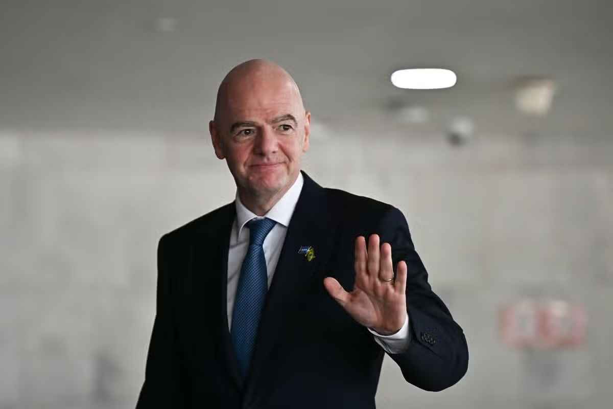 FIFA Faces Calls for Infantino’s Resignation After World Cup Rights Backlash - Ảnh 2